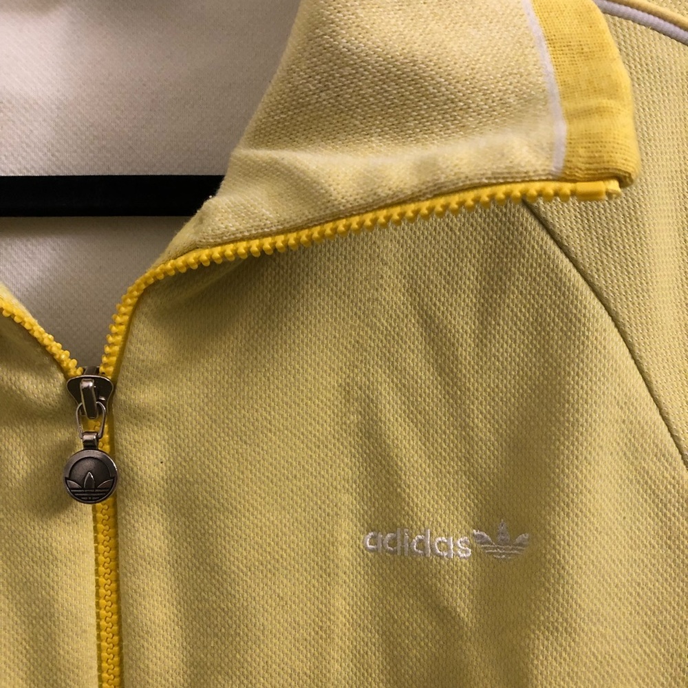 Adidas Sweatshirt/Jacket (Vintage & unisex)